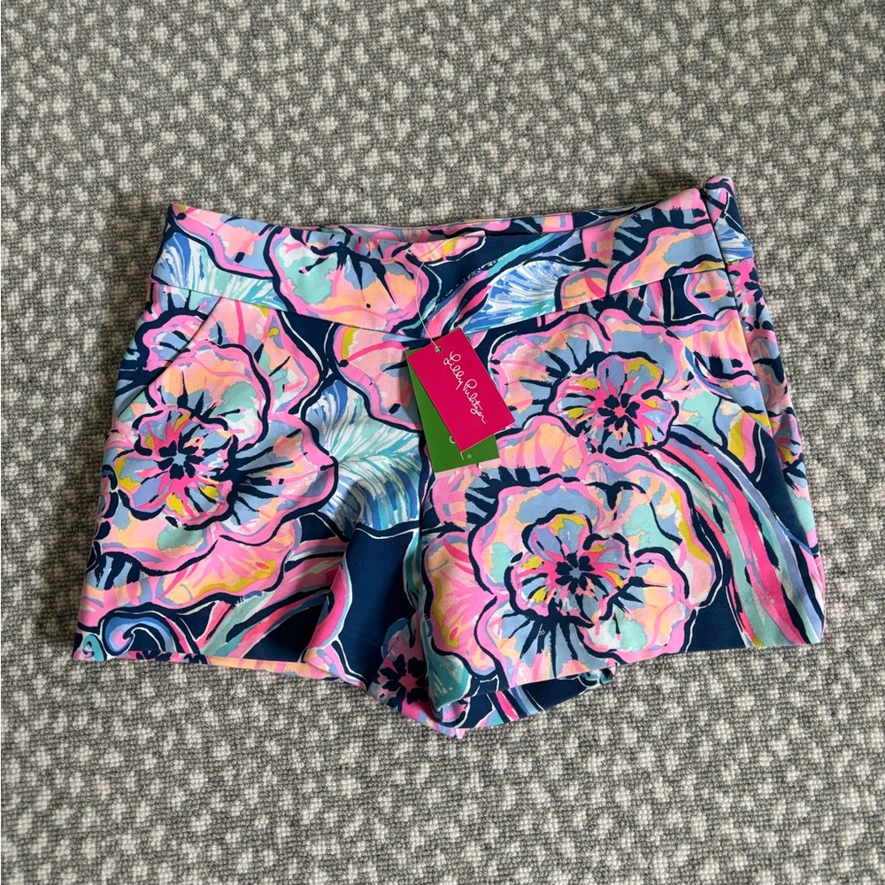 NWT-  Lilly Pulitzer Shorts Size 2